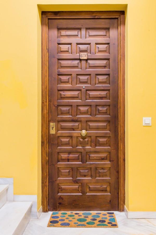 Magico Apartamento En Casa Palacio Del Siglo XVII Sevilla Kültér fotó